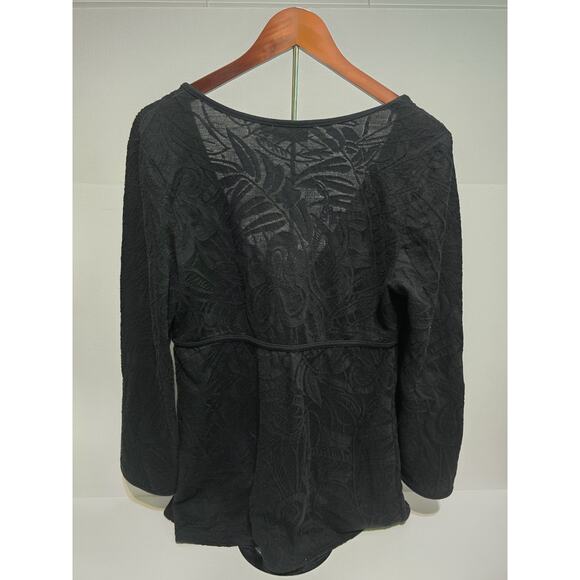 Croft & Barrow Women's Black Textured Floral Tie Front Cardigan Top Size M Long - Picture 2 of 3
